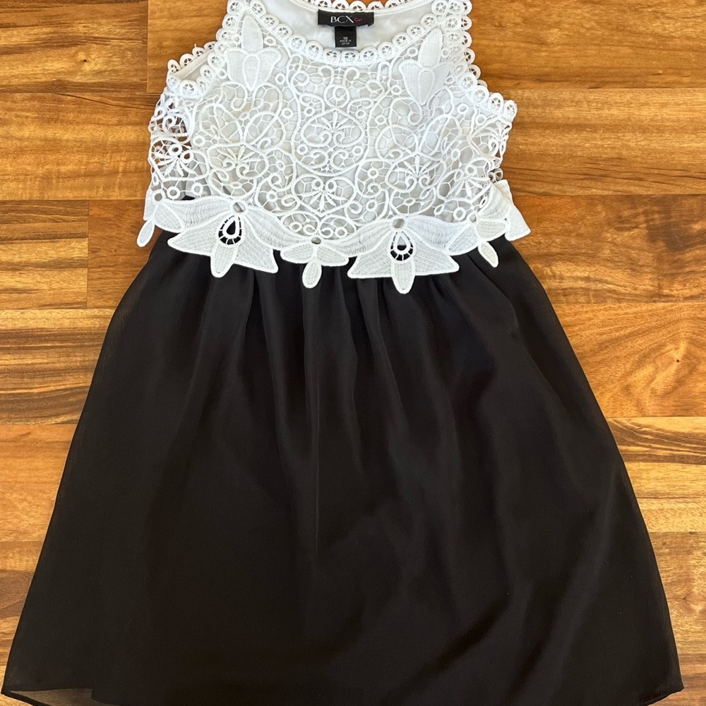 Girls dress used good condition. Size 10 BCX brand